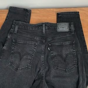 Levi’s high waisted mom jean